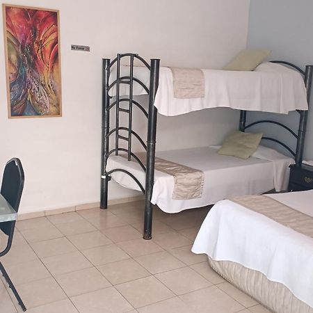 Casa De Ana - Habitacion Privada Cancún Eksteriør billede